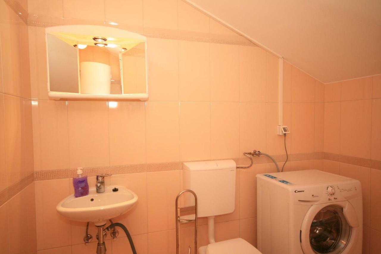 Apartment Mimoza 5, Baska, Krk Exteriör bild