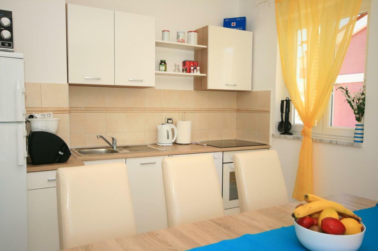Apartment Mimoza 5, Baska, Krk Exteriör bild